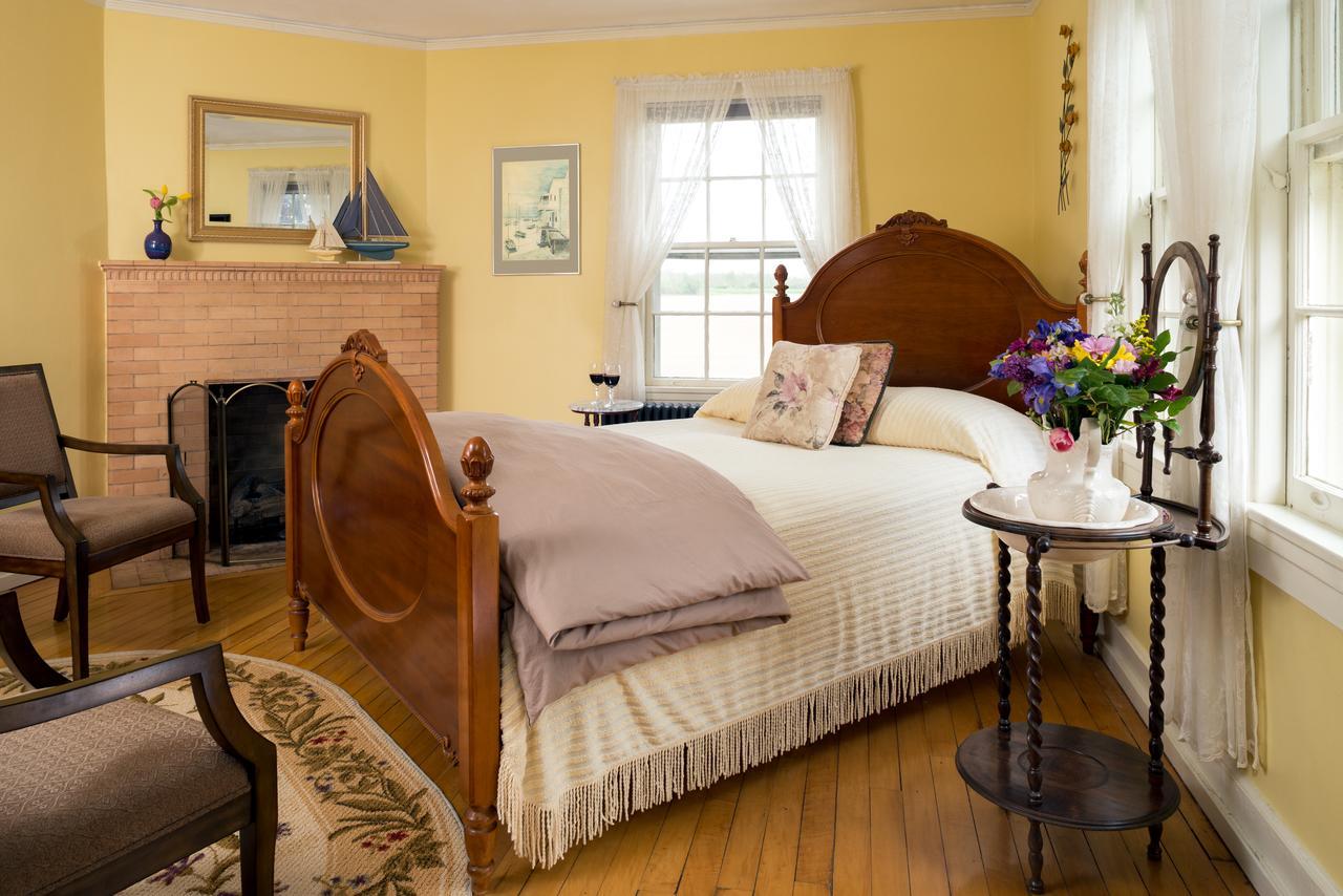 Yale Manor B&B & Yurt Glamping Eksteriør billede